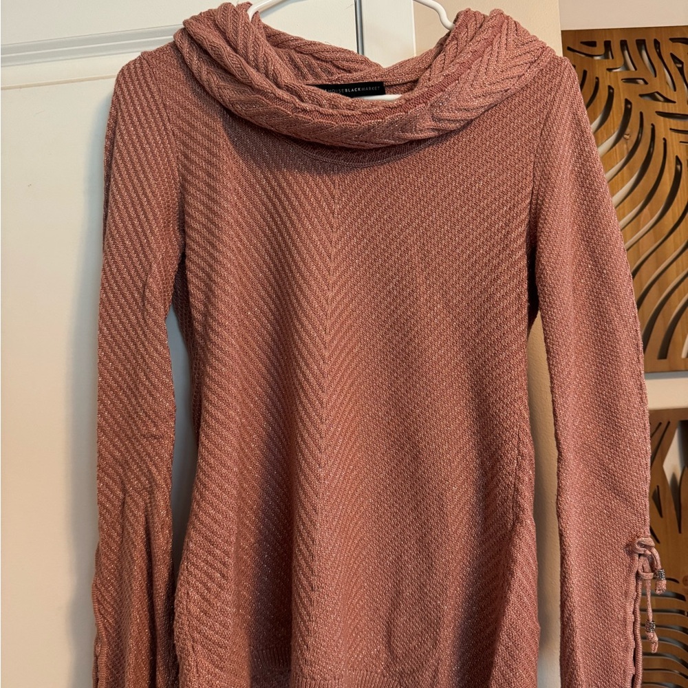 White House Black Market Mauve Sparkly Cowl Neck Sweater Size XS Great Condition